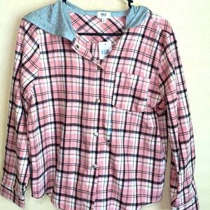 NWT Buckle youth pink flannel top